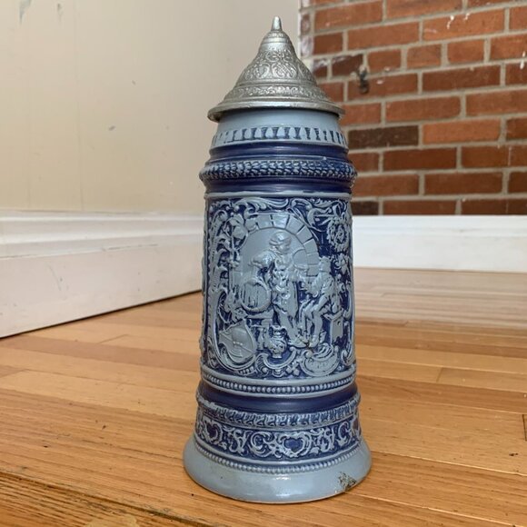 Vintage German Beer Stein Handgemalt with Pewter Lid - Picture 5 of 15